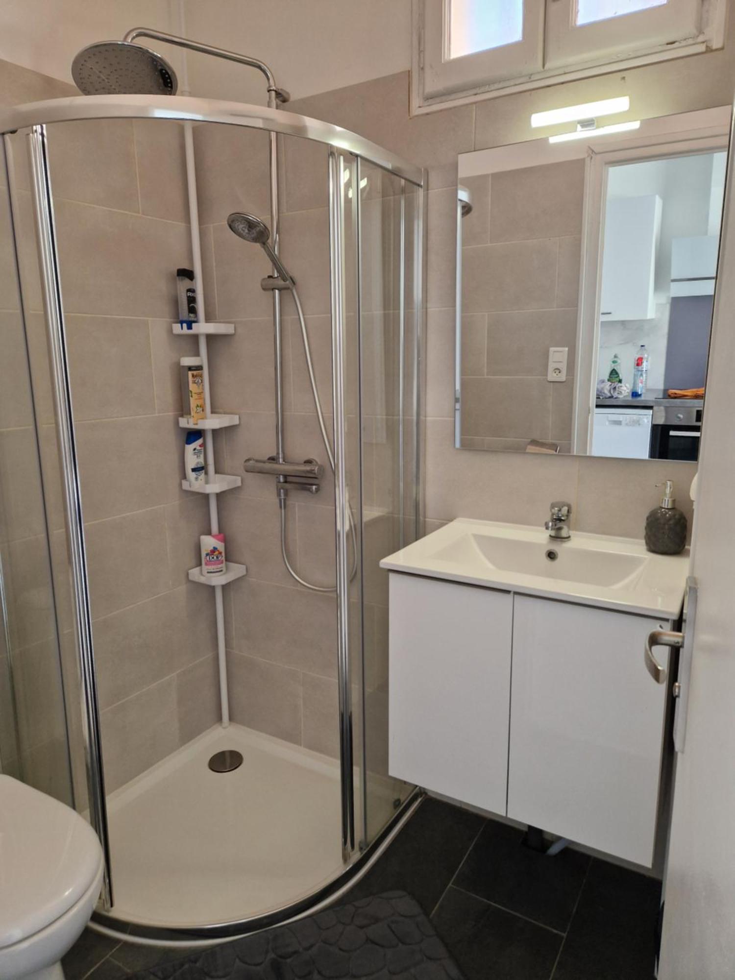 Appartement Avec Terrasse Saint Laurent De La Salanque Luaran gambar