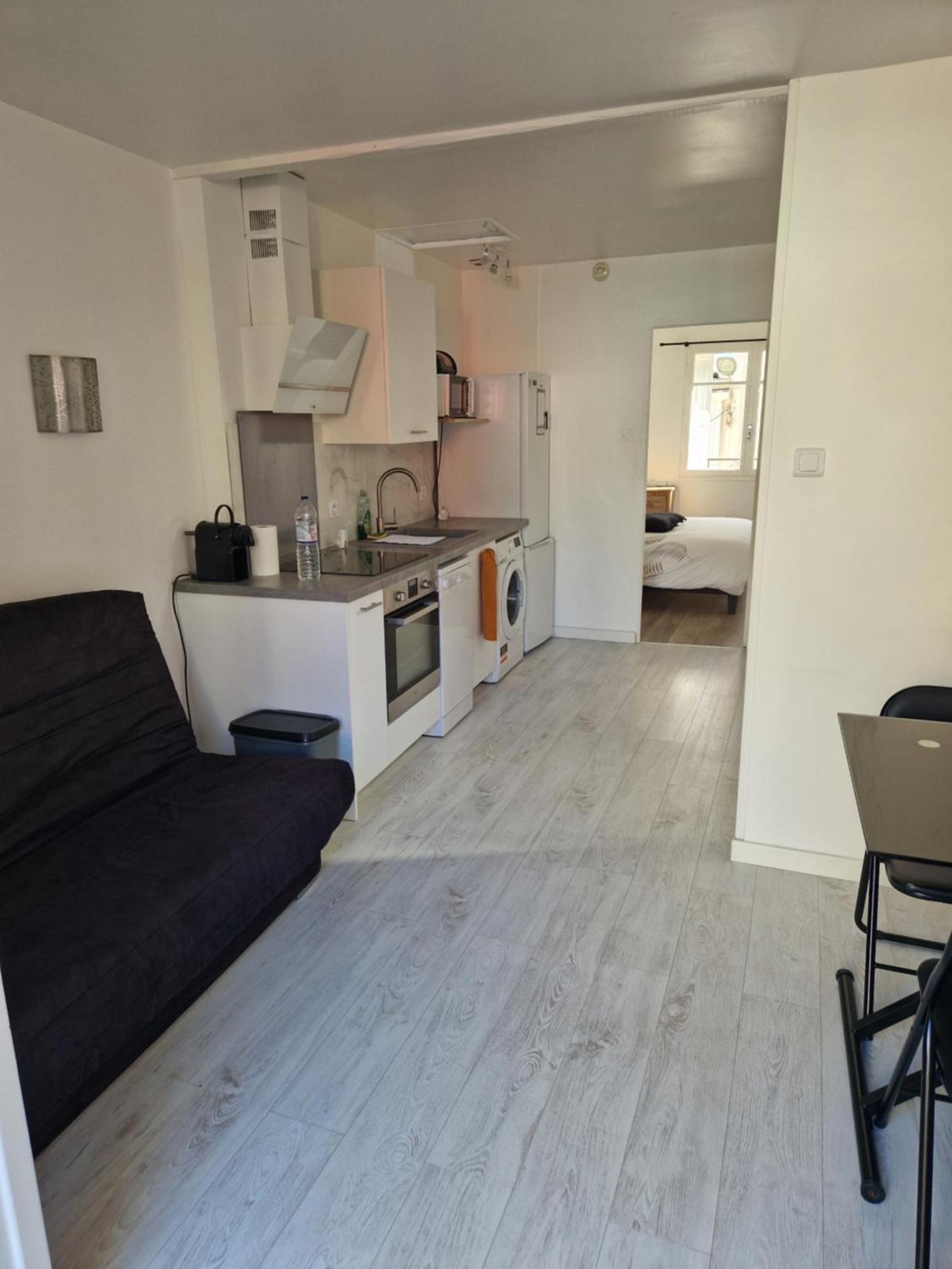 Appartement Avec Terrasse Saint Laurent De La Salanque Luaran gambar